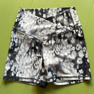 Aerie crossover high waisted shorts